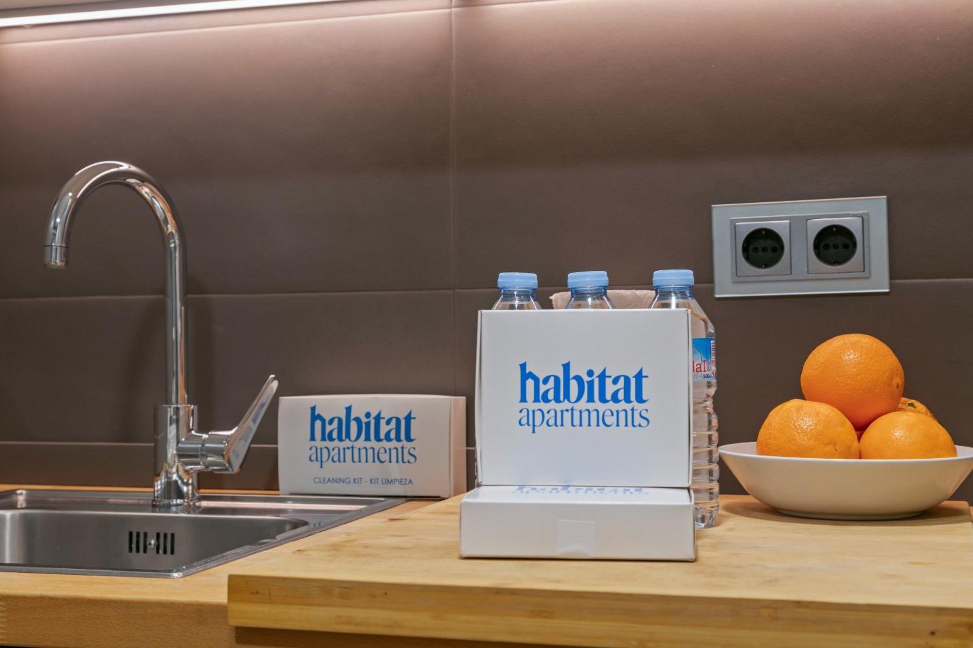 Habitat Apartments Alissia Барселона Екстериор снимка